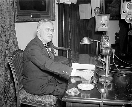442px-FDR-April-28-1935-fireside chat blog